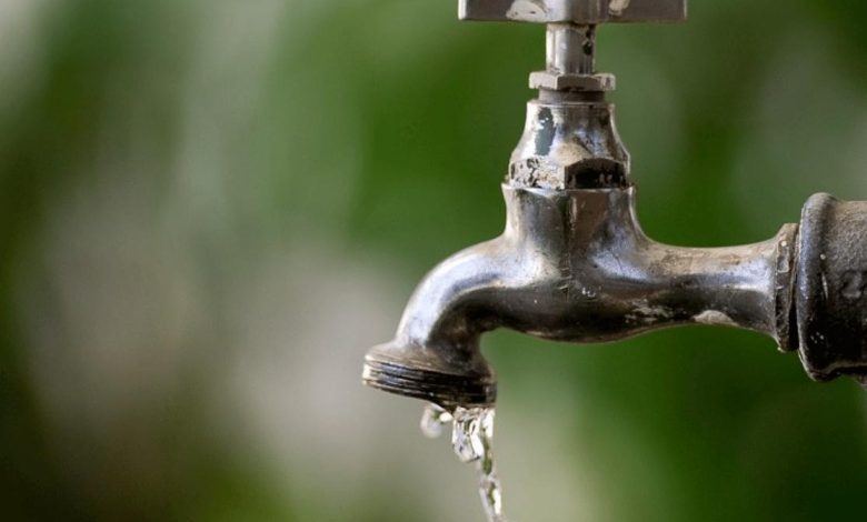 Projeto em Maringá quer impedir cobrança de água não utilizada 1 torneira agua Projeto em Maringá quer impedir cobrança de água não utilizada