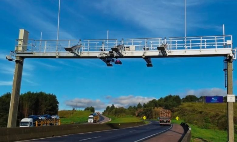 O que pinta de novo...pinta no .... do povo 1 RADAR rodovia O que pinta de novo...pinta no .... do povo