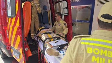 Foto de Idosa é atropelada na faixa por veículo oficial de prefeitura