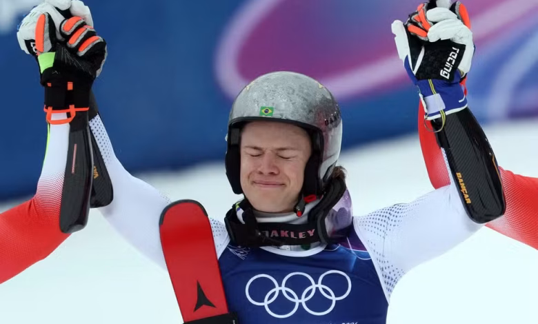 Lucas Pinheiro voa no slalom gigante e leva ouro histórico para o Brasil nas Olimpíadas de Inverno 1 lucas Lucas Pinheiro voa no slalom gigante e leva ouro histórico para o Brasil nas Olimpíadas de Inverno