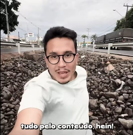 Prefeitura tenta lacrar nas redes sociais e leva invertida de críticas 1 prefeitura estagiario Prefeitura tenta lacrar nas redes sociais e leva invertida de críticas