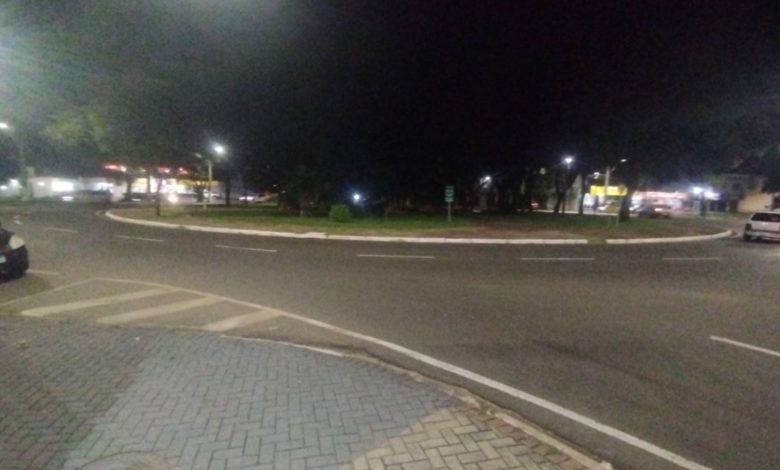 Reclamação de abandono 1 praca sao vicente Reclamação de abandono