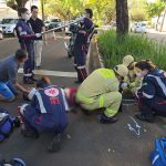acidente moto Motociclista sofre fratura exposta em acidente