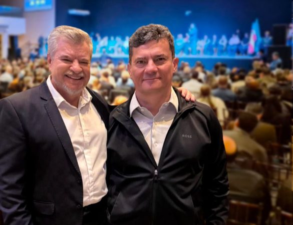 3fe74f93 27dd 49d4 83c0 59e12722848e Sergio Moro, Delegado Jacovós, Deltan Dallagnol e Filipe Barros participam de encontro político em Maringá