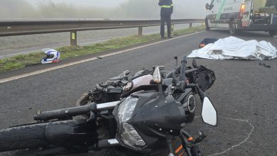 Foto de Motociclista de 62 anos morre em grave acidente envolvendo três veículos na BR-376