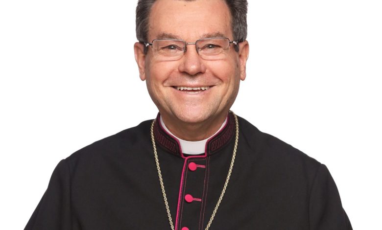 Câmara homenageia Arcebispo de Maringá, Dom Frei Severino Clasen 1 Dom Frei Câmara homenageia Arcebispo de Maringá, Dom Frei Severino Clasen