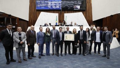 Henrique Pinto recebe Título de Cidadão Benemérito do Paraná por trajetória de contribuição ao desenvolvimento do Estado 3 Foto de Henrique Pinto recebe Título de Cidadão Benemérito do Paraná por trajetória de contribuição ao desenvolvimento do Estado