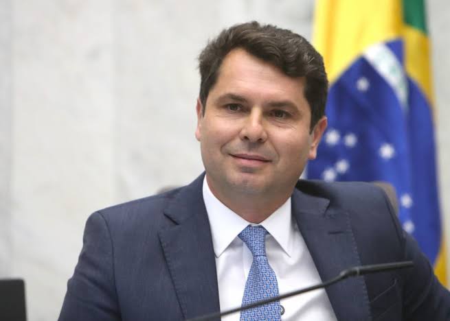 Alexandre Curi lidera em dois dos três cenários em pesquisa para o Senado 1 alexandre curi Alexandre Curi lidera em dois dos três cenários em pesquisa para o Senado
