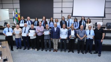 Câmara de Maringá homenageia motoristas da TCCC com entrega do Mérito Comunitário 2 Foto de Câmara de Maringá homenageia motoristas da TCCC com entrega do Mérito Comunitário