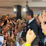 moro Moro cobra atenção ao Paraná e mobiliza direita em apoio a Flávio Bolsonaro